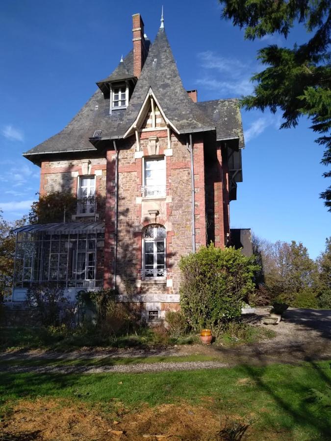 Le Manoir Des Rochers Bouere Kültér fotó